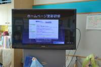 地デジテレビにiPad2をHDMI接続し、iPod Touchでリモート操作。